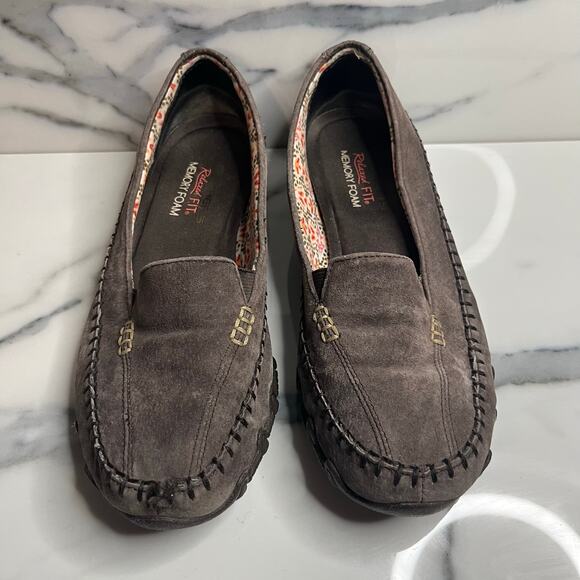 Skechers | Women's Brown Suede Memory Foam Comfort Slip-On Loafers Sz 7 - Picture 2 of 7